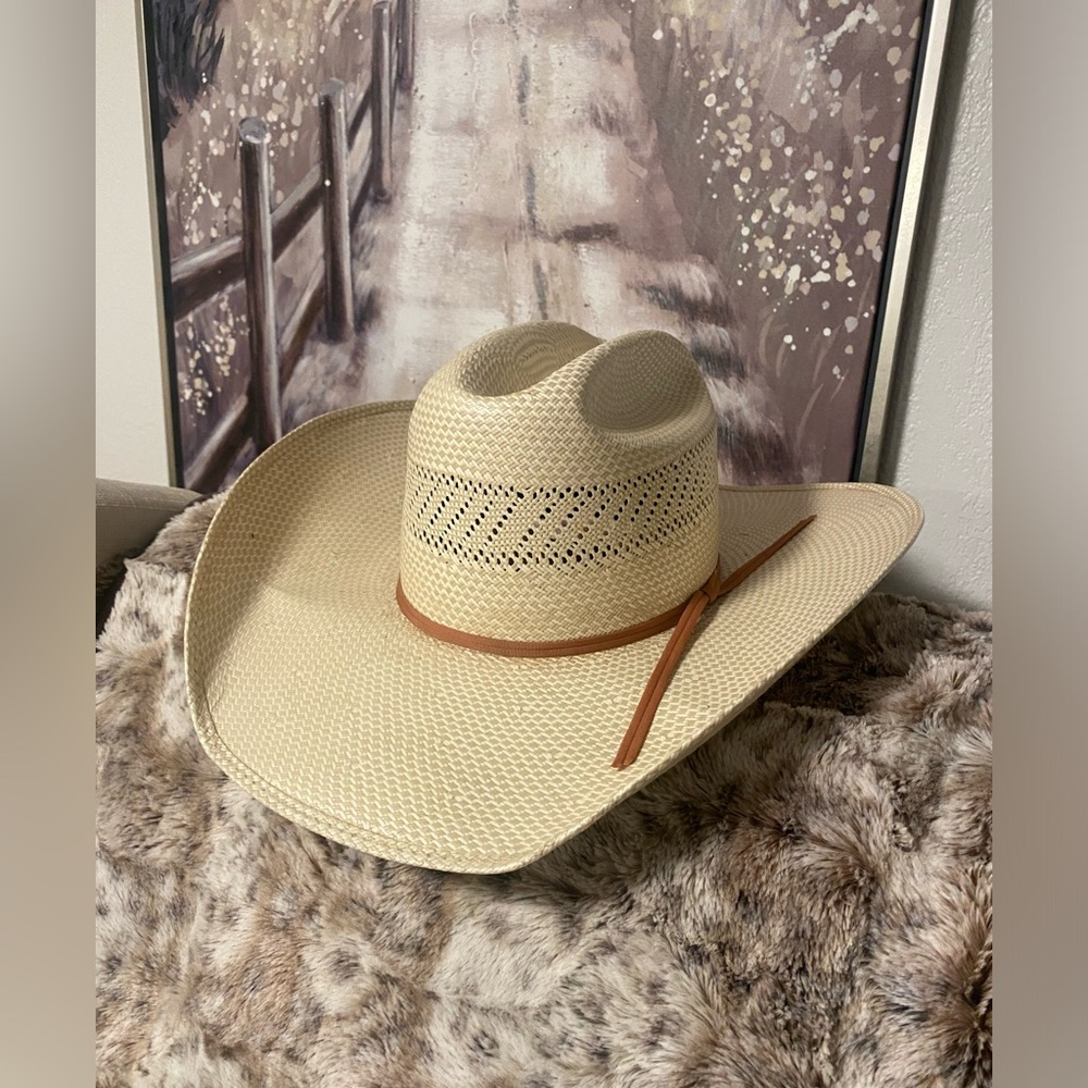 Twister straw hat